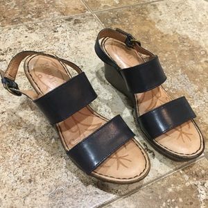 BORN black  wedges